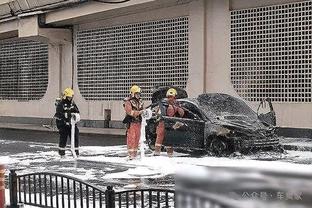 停得漂亮射门也漂亮！大博阿滕当年挺牛的！